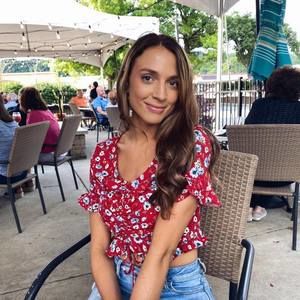 Meet your Posher, Natalie